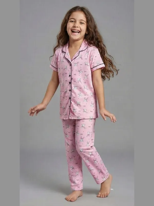 Pink_Cotton_Relaxed_Fit_Printed_Nightwear_For_Girls