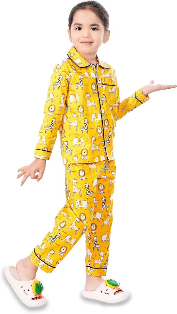 Yellow_Cotton_Relaxed_Fit_Printed_Nightwear_For_Girls