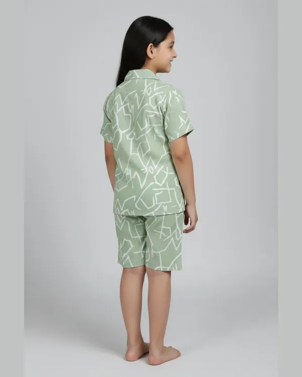 Green_Cotton_Casual_Shirt_Shorts_Set_For_Girls