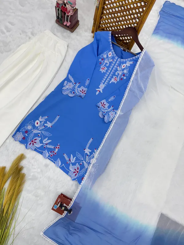 Sky_Blue_Crepe_Silk_Straight_Embroidered_Kurta_Set_For_Women
