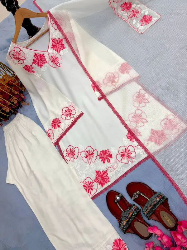 White_Floral_Embroidered_Kurta_Set_for_Women