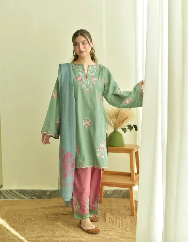 Green_Cotton_Floral_Embroidered_Straight_Suit_Set_For_Women