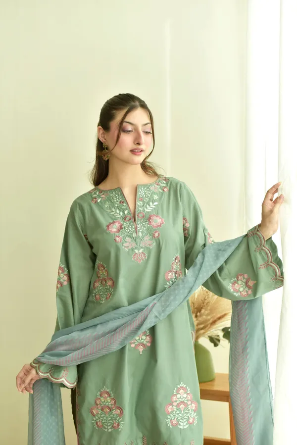 Green_Cotton_Floral_Embroidered_Straight_Suit_Set_For_Women