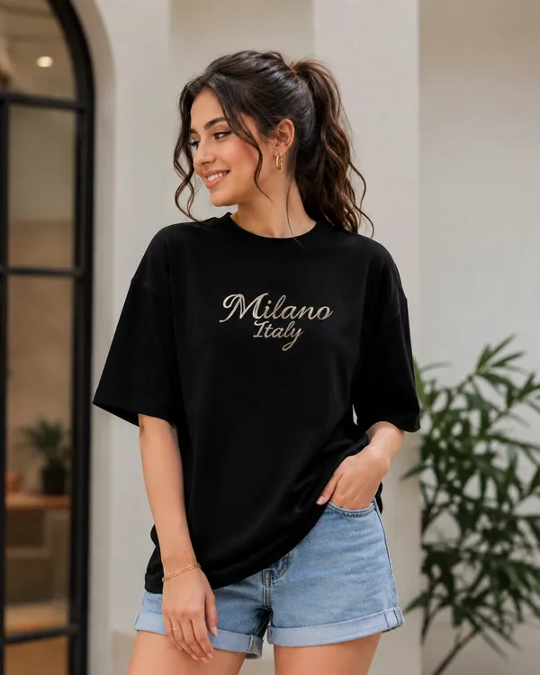 Black_Relaxed_Fit_Graphic_T-Shirt_for_Women