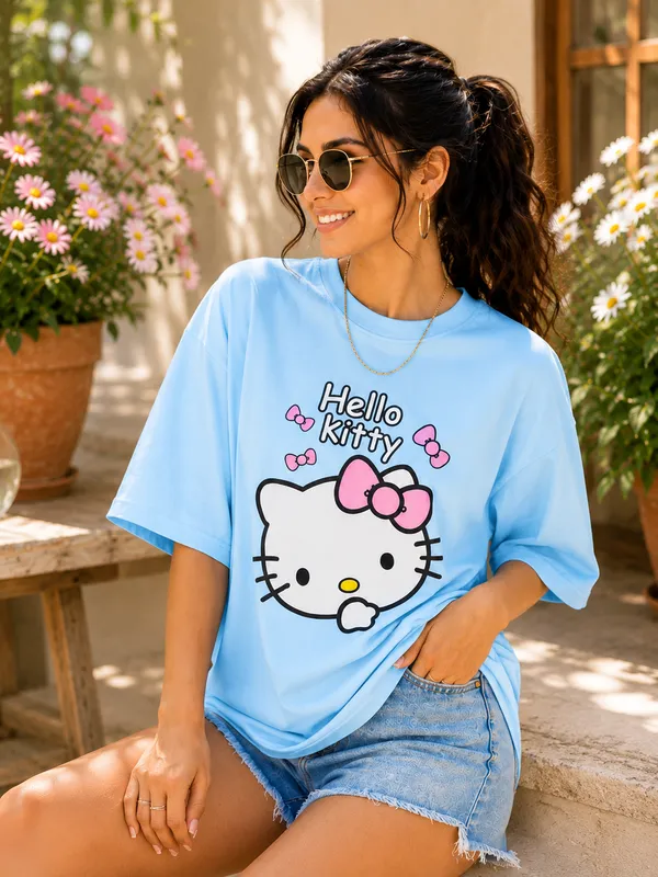Blue_Oversized_Graphic_T-Shirt_for_Women