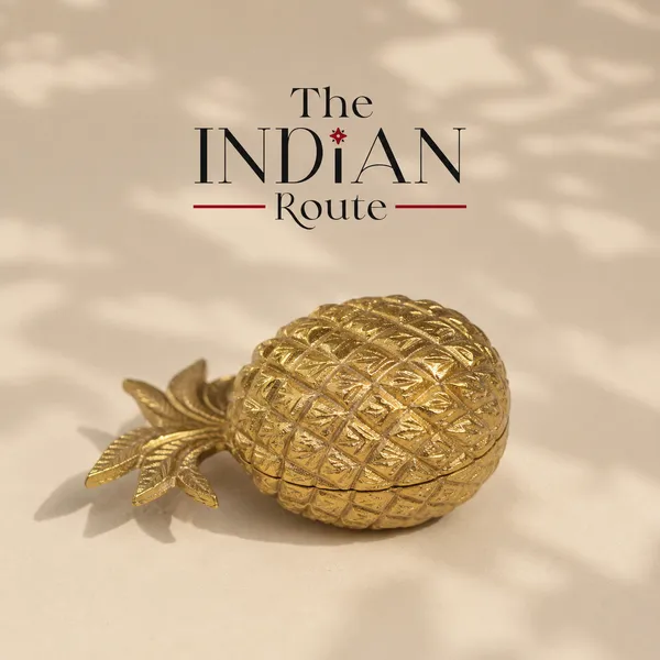 Vanilla_Pineapple_Metal_Candle_Default_Title