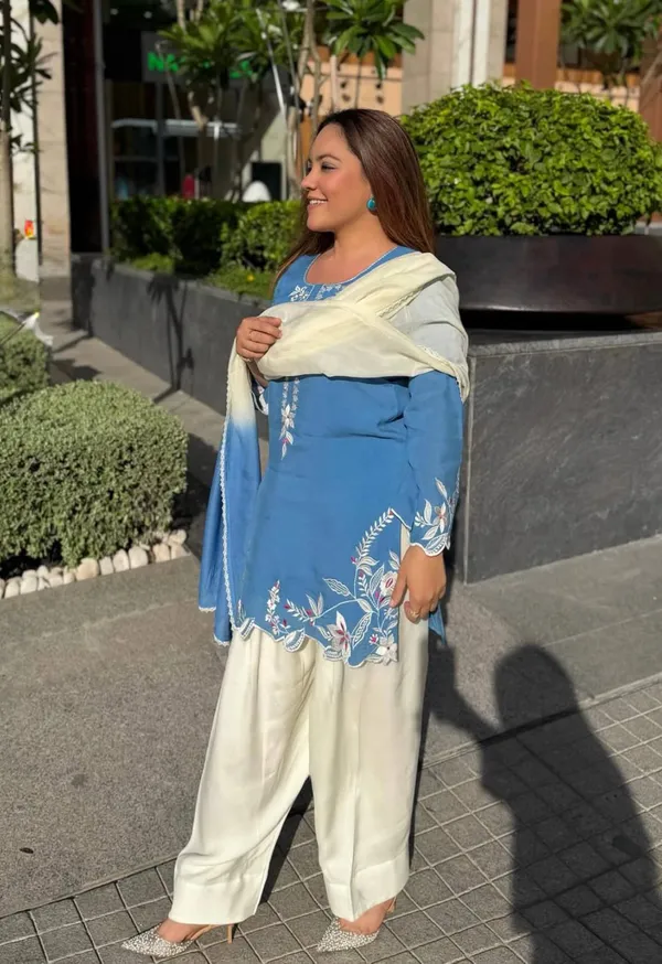 Blue_Floral_Kurta_Palazzo_Set_For_Women