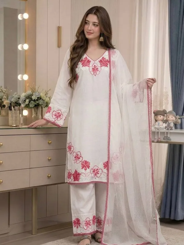 White_Floral_Embroidered_Kurta_Set_For_Women