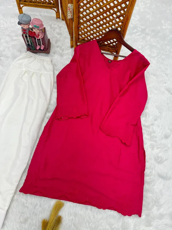 Pink_And_White_Straight_Kurta_Pant_Set_for_Women