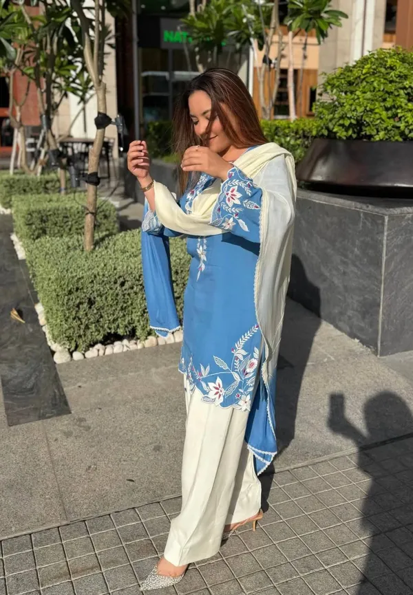 Blue_Floral_Kurta_Palazzo_Set_For_Women