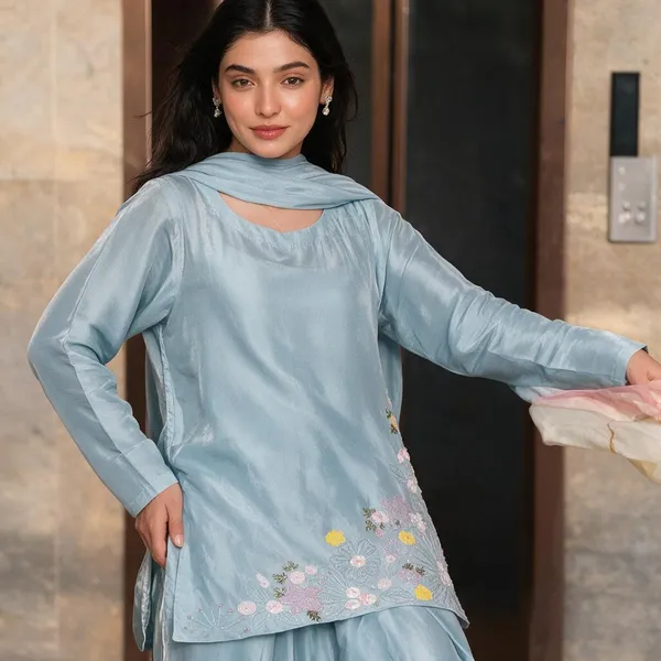 Light_Blue_Embroidered_Kurta_Set_for_Women