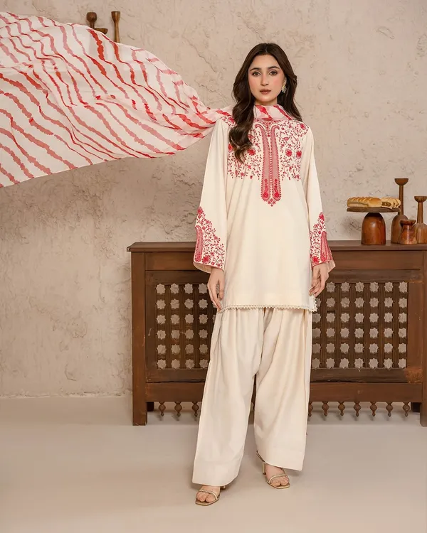 Cream_And_Red_Printed_Kurta_Set_For_Women