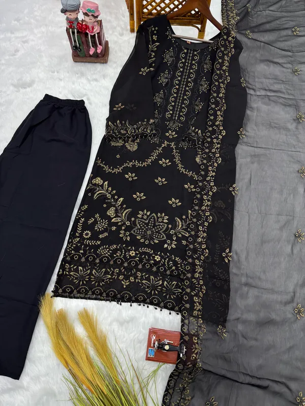 Black_Georgette_Straight_Suit_Set_for_Women