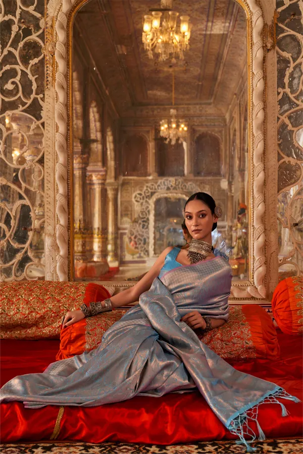 Grey_Kanjivaram_Silk_Saree_With_Elegant_Zari_Weaving_Kanjivaram_Saree_Silk_Saree