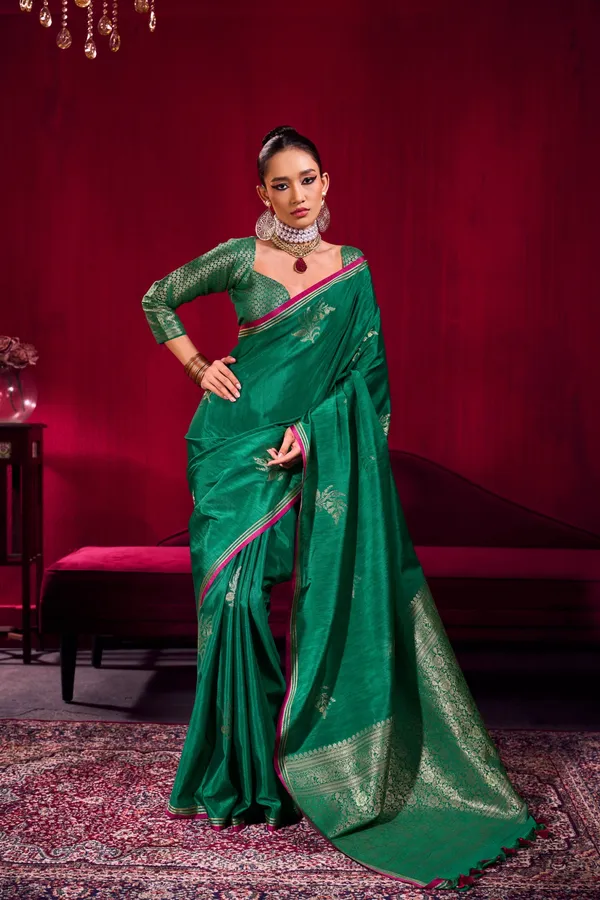 Emerald_Green_Soft_Silk_Saree_For_Women_With_Zari_Weaving_Border_Banarasi_Saree_Silk_Saree