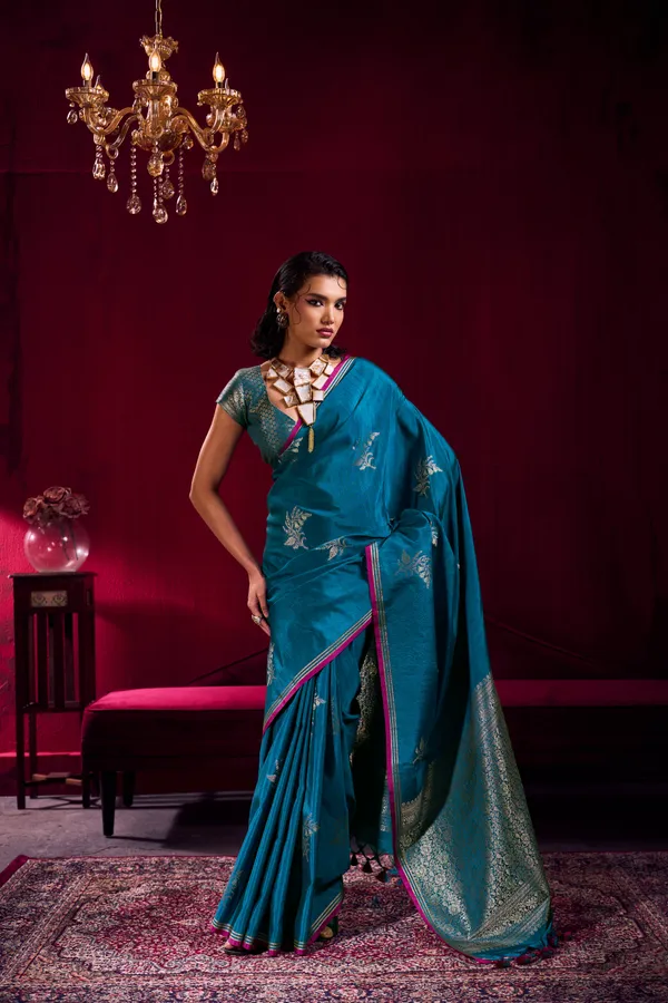 Elegant_Teal_Blue_Soft_Silk_Saree_For_Women_With_Zari_Woven_Blouse_Banarasi_Saree_Silk_Saree