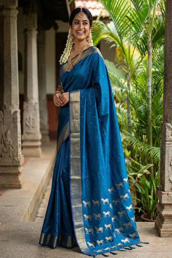 Royal_Blue_Soft_Silk_Saree_With_Golden_Zari_Border_Default_Title