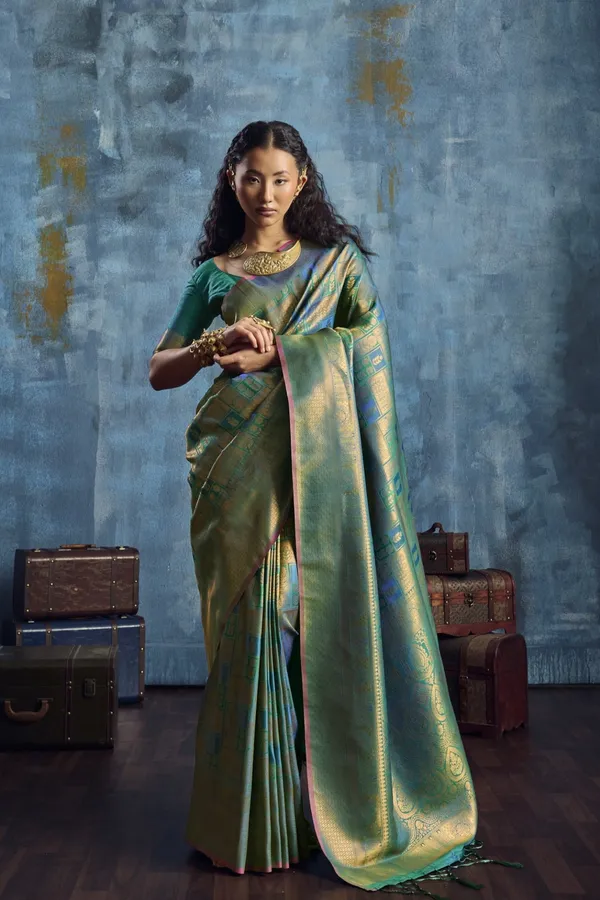 Teal_Green_Kanjivaram_Silk_Saree_With_Gold_Zari_Border_Default_Title