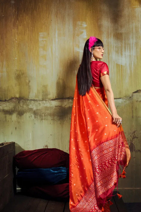 Orange_Soft_Silk_Saree_For_Women_With_Golden_Zari_Border_Default_Title