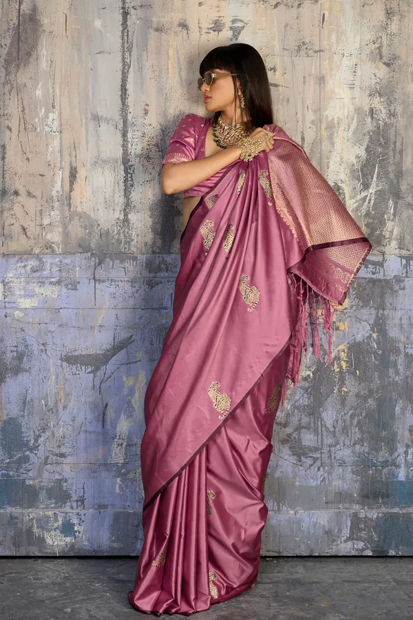 Mauve_Pink_Designer_Katan_Silk_Saree_With_Antique_Zari_Border_And_Tiger_Buttas_Default_Title