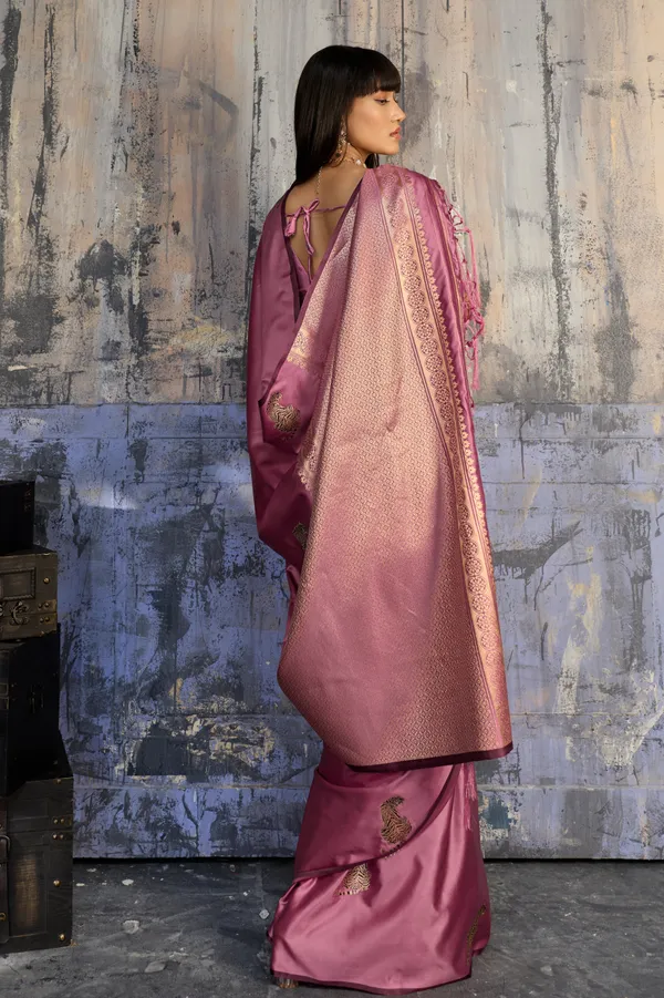 Mauve_Pink_Designer_Katan_Silk_Saree_With_Antique_Zari_Border_And_Tiger_Buttas_Default_Title