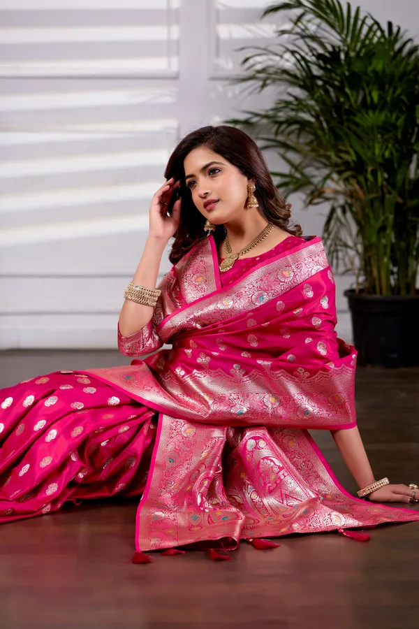 Rani_Pink_Banarasi_Kanjivaram_Silk_Saree_With_Rich_Zari_Work_Default_Title
