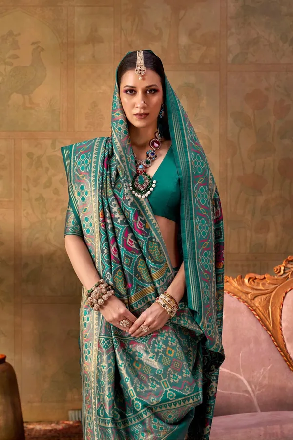 Rama_Green_Banarasi_Silk_Patola_Saree_With_Rich_Weave_Heritage_Motifs_Default_Title