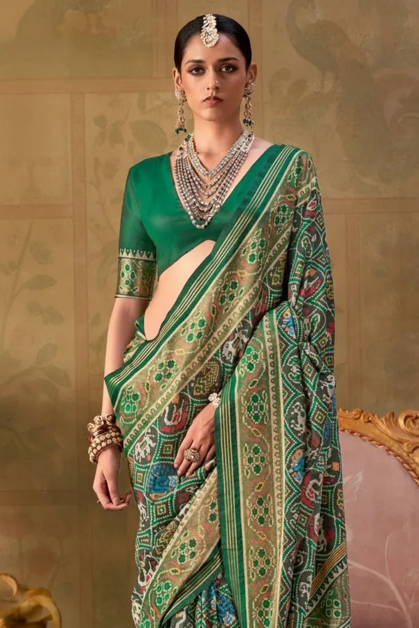 Dark_Green_Banarasi_Silk_Patola_Saree_With_Rich_Weave_Heritage_Motifs_Default_Title