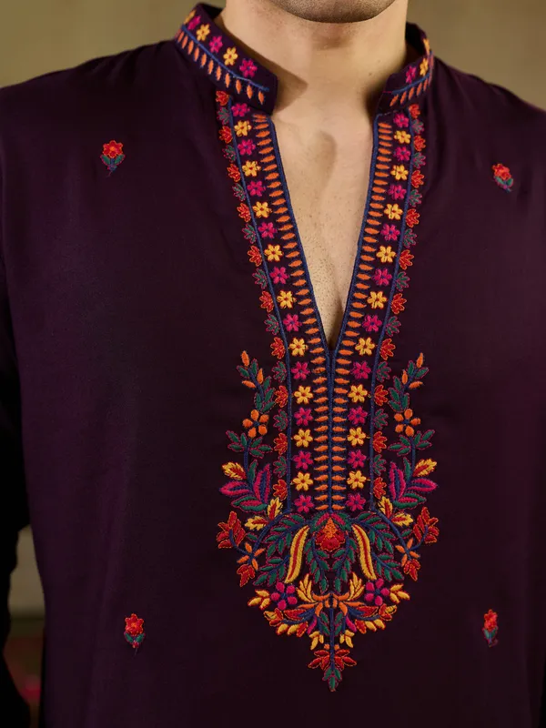Maroon_Rayon_Straight_Embroidered_Kurta_For_Men