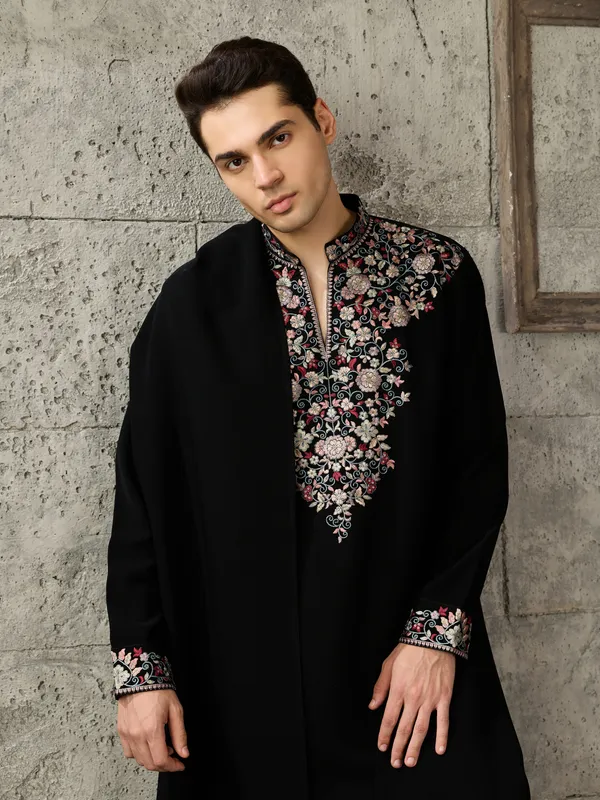Black_Japanese_Cotton_Embroidered_Kurta_Jacket_Set_For_Men
