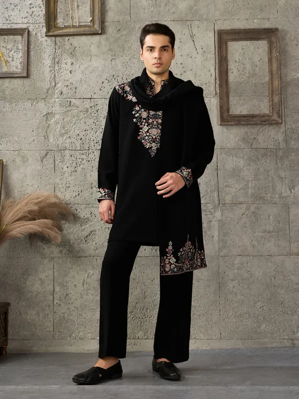Black_Japanese_Cotton_Embroidered_Kurta_Jacket_Set_For_Men