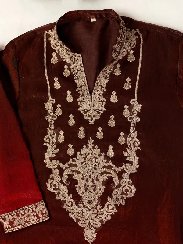 Maroon_Crush_Tissue_Straight_Embroidered_Kurta_For_Men