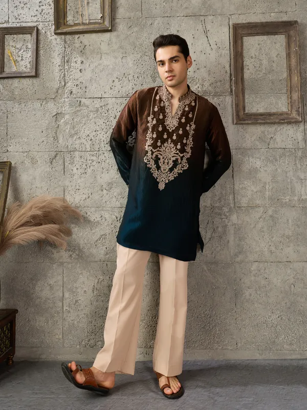 Navy_Blue_Crush_Tissue_Straight_Embroidered_Kurta_For_Men