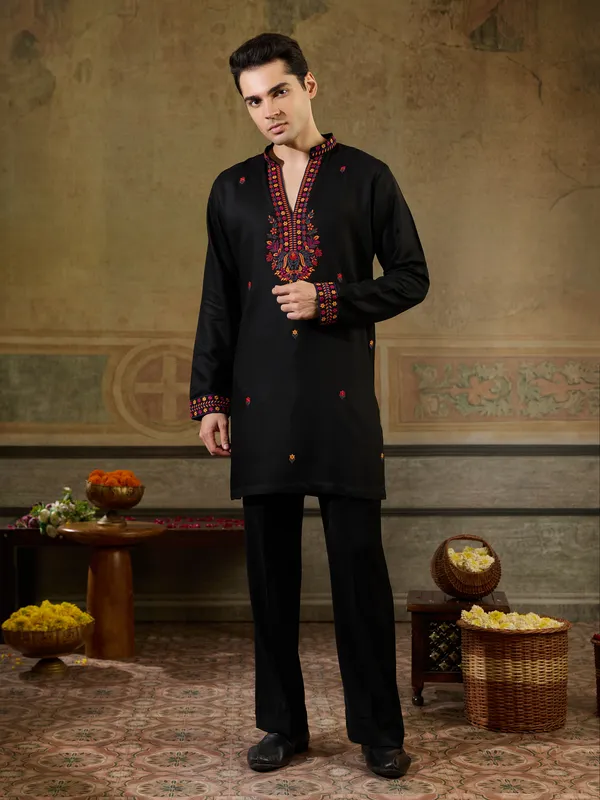 Black_Rayon_Straight_Embroidered_Kurta_For_Men