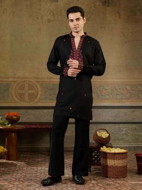 Black_Rayon_Straight_Embroidered_Kurta_For_Men