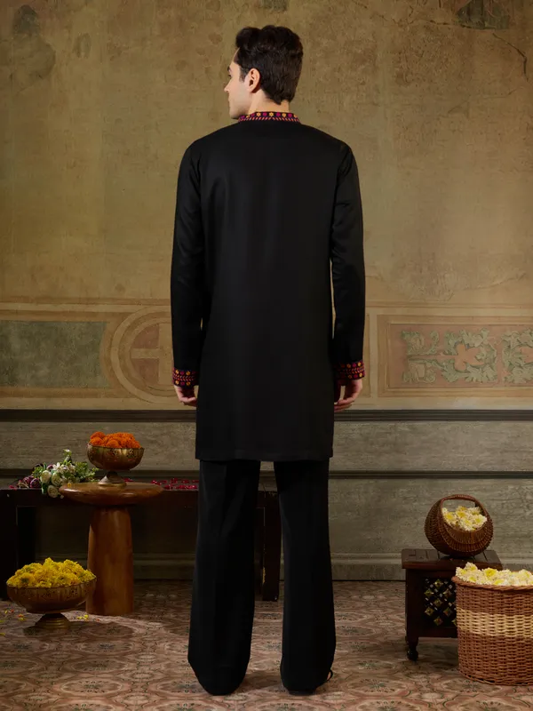 Black_Rayon_Straight_Embroidered_Kurta_For_Men