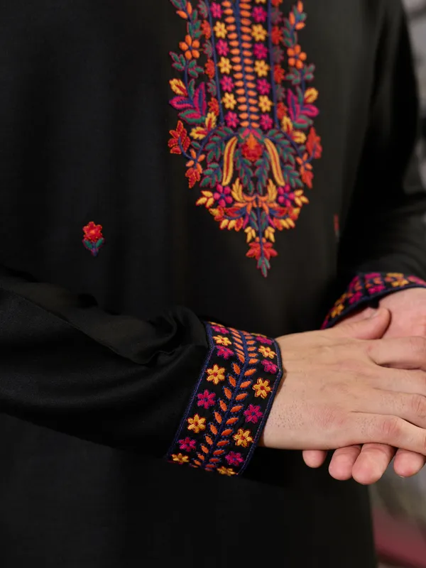 Black_Rayon_Straight_Embroidered_Kurta_For_Men