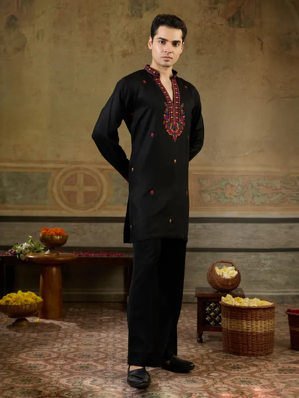 Black_Rayon_Straight_Embroidered_Kurta_For_Men