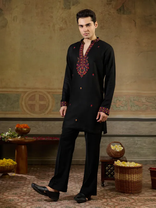 Black_Rayon_Straight_Embroidered_Kurta_For_Men