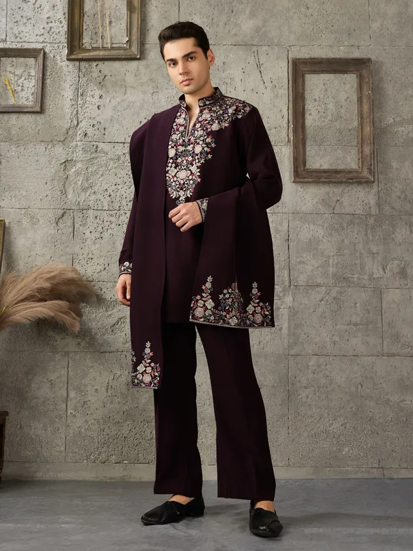 Burgundy_Japanese_Cotton_Embroidered_Kurta_Jacket_Set_For_Men
