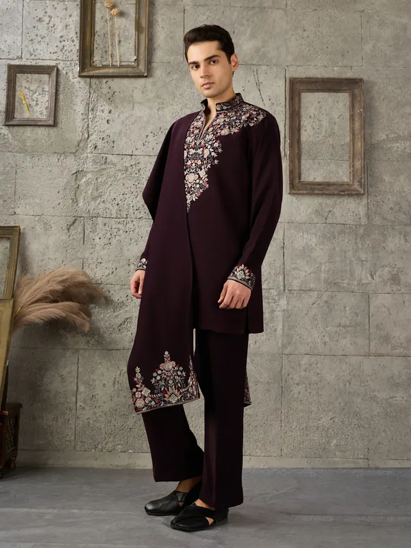 Burgundy_Japanese_Cotton_Embroidered_Kurta_Jacket_Set_For_Men