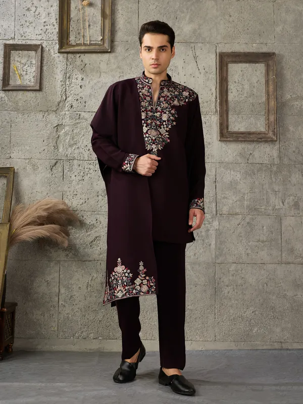 Burgundy_Japanese_Cotton_Embroidered_Kurta_Jacket_Set_For_Men