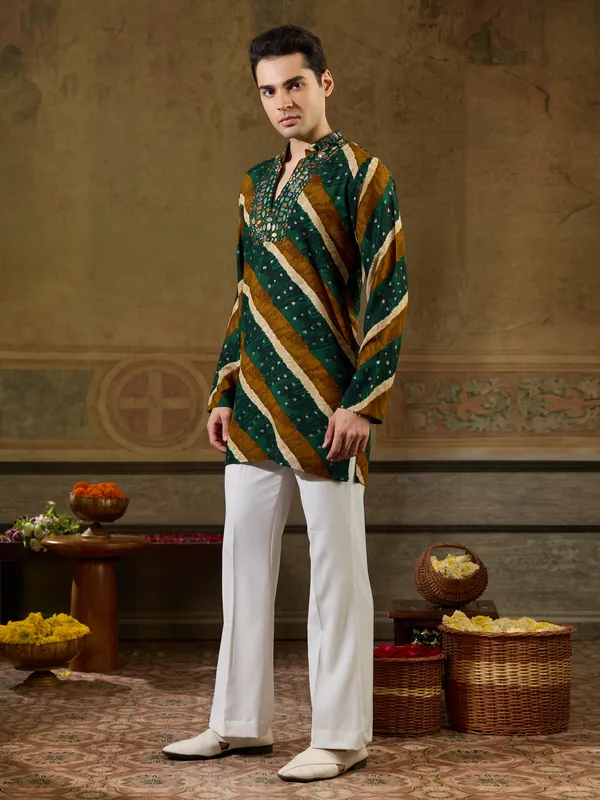 Green_Rayon_Straight_Printed_Kurta_For_Men