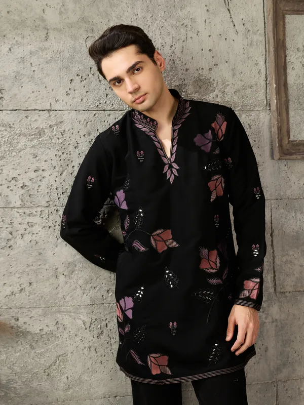 Black_Japanese_Cotton_Straight_Printed_Kurta_For_Men