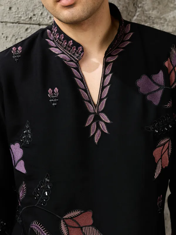 Black_Japanese_Cotton_Straight_Printed_Kurta_For_Men