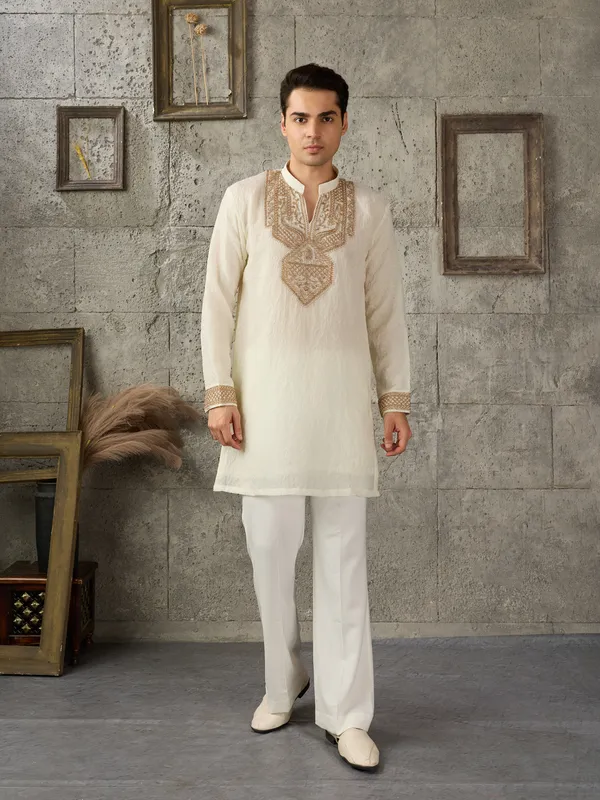 Ivory_Crush_Straight_Fit_Embroidered_Kurta_For_Men