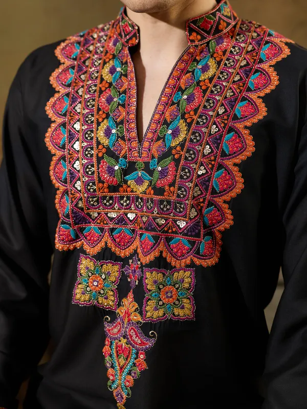 Black_Rayon_Straight_Embroidered_Kurta_For_Men