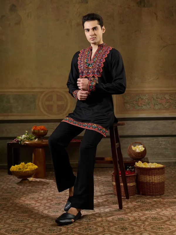 Black_Rayon_Straight_Embroidered_Kurta_For_Men