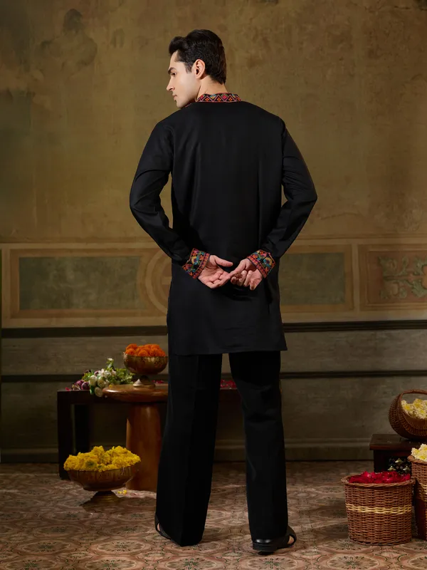Black_Rayon_Straight_Embroidered_Kurta_For_Men
