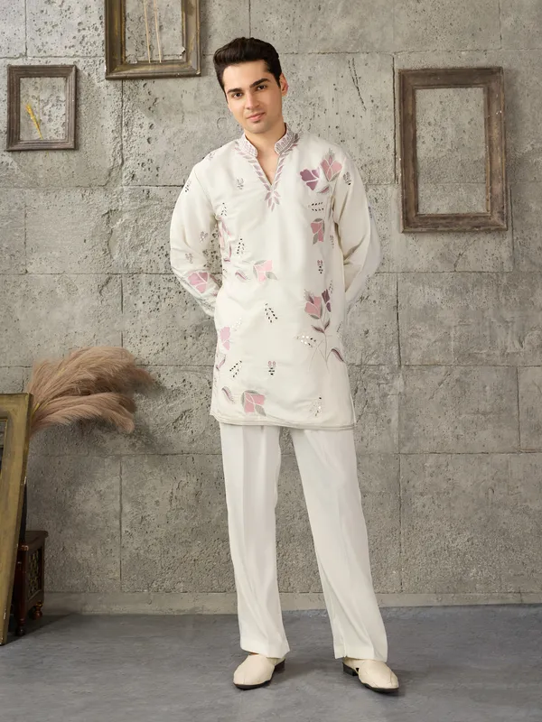 Cream_Japanese_Cotton_Straight_Printed_Kurta_For_Men